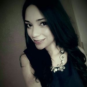 Meet your Posher, Perla